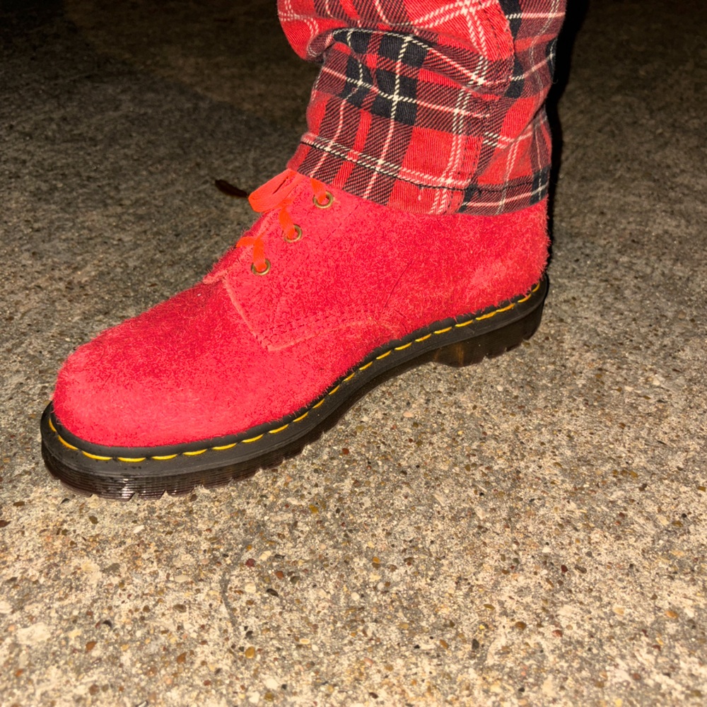 Dr. Martens 939 Ben Boots Men's Red Suede Lace Up Padded Collar
New (11)